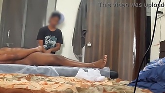 Masseuse'S Skilled Hands Lead To A Satisfying Climax